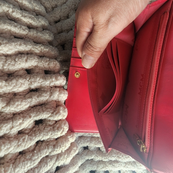 MCM Long Fold Wallet - Picture 5 of 9